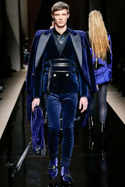 Look 28